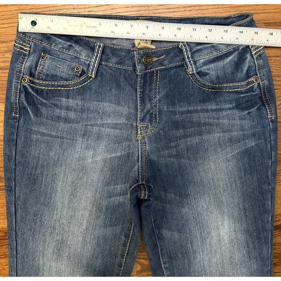 Earl Jean Women’s Jeans Blue Western Look Size 6 Embellished Legs - Picture 5 of 9